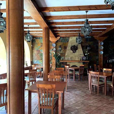 Farolas Hotel