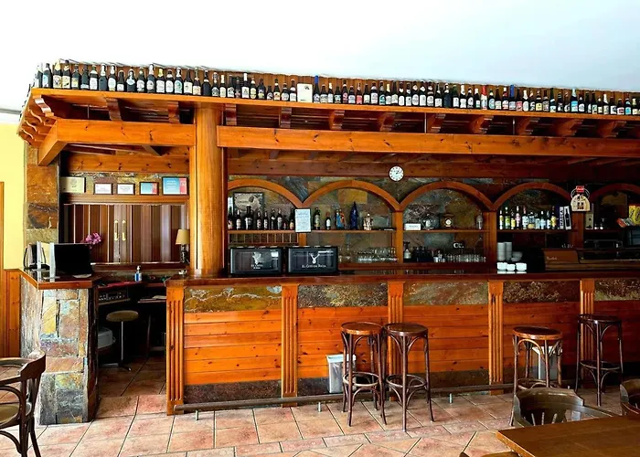 Farolas 3* 산 라파엘